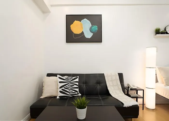Comfy Greenbelt - Fiber Wifi & Free Pool * Manila