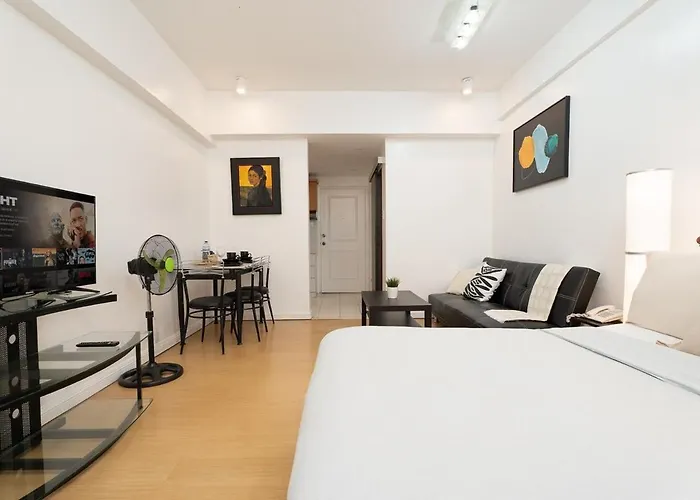 Comfy Greenbelt - Fiber Wifi & Free Pool